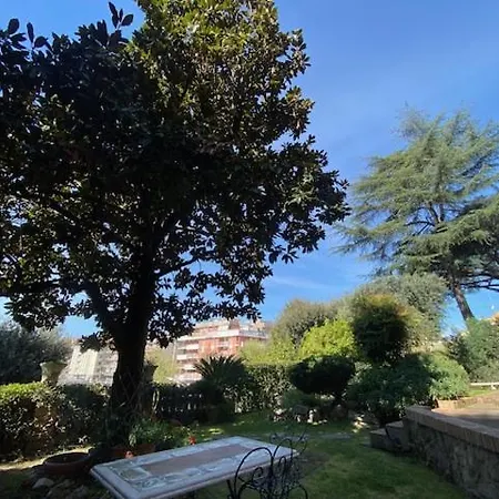 Garden Apartment Rome